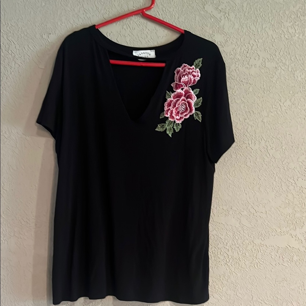 Janette Plus size 1X Black blouse with Pink Floral Design embroidered